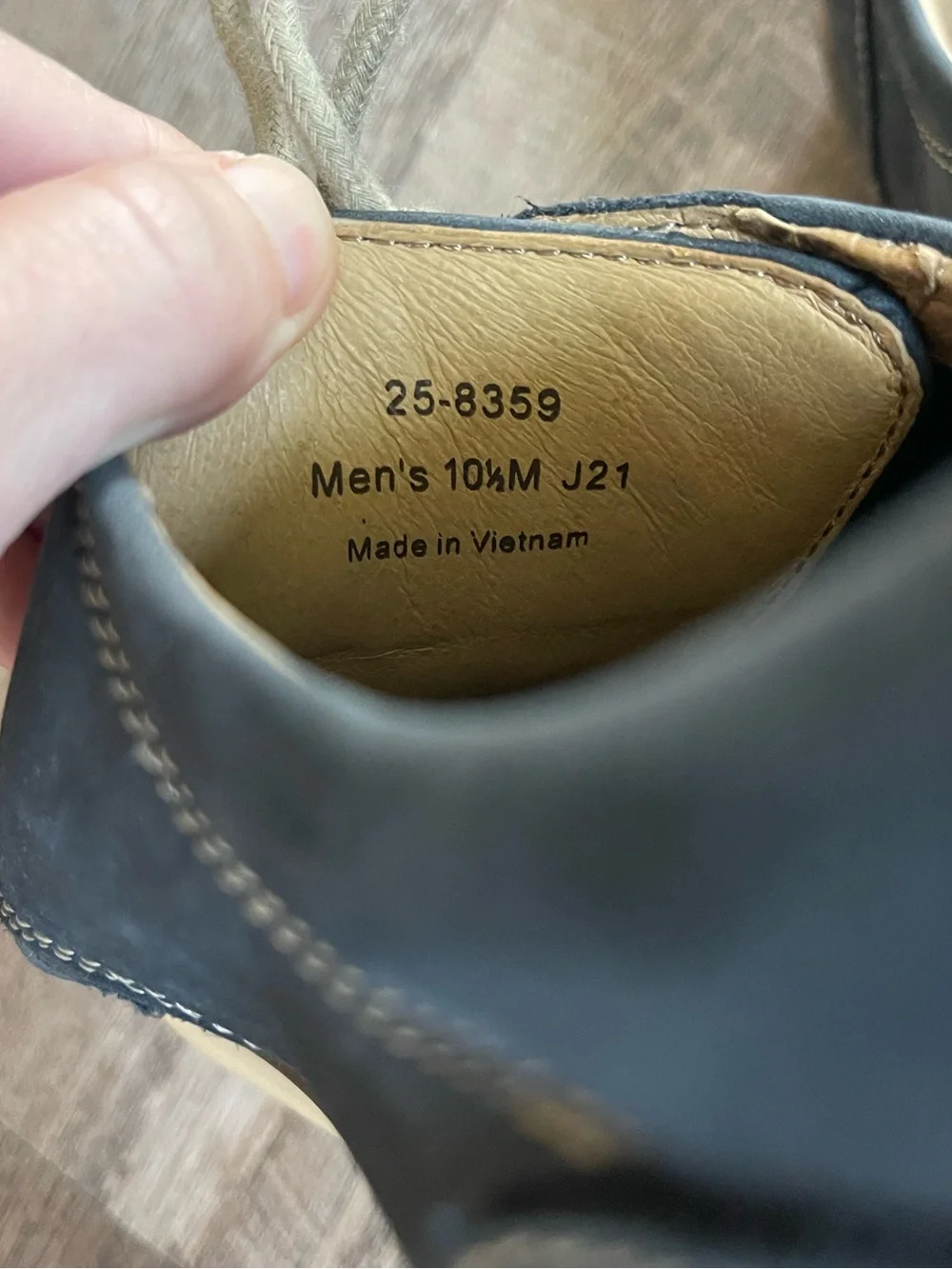 Johnston & Murphy McGuffey Plain Toe Derby shoes navy